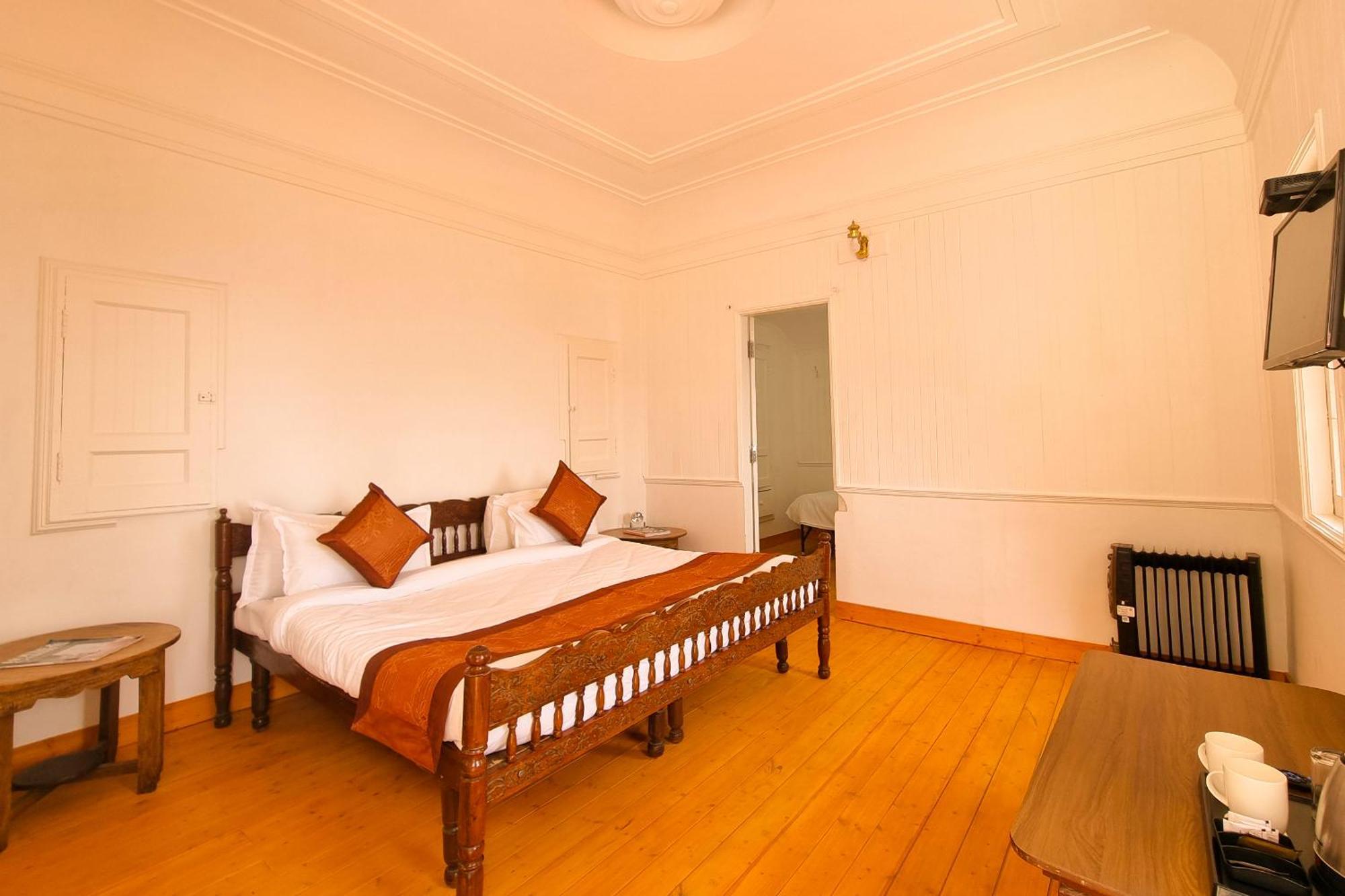 Hotel Crags Dalhousie Bagian luar foto