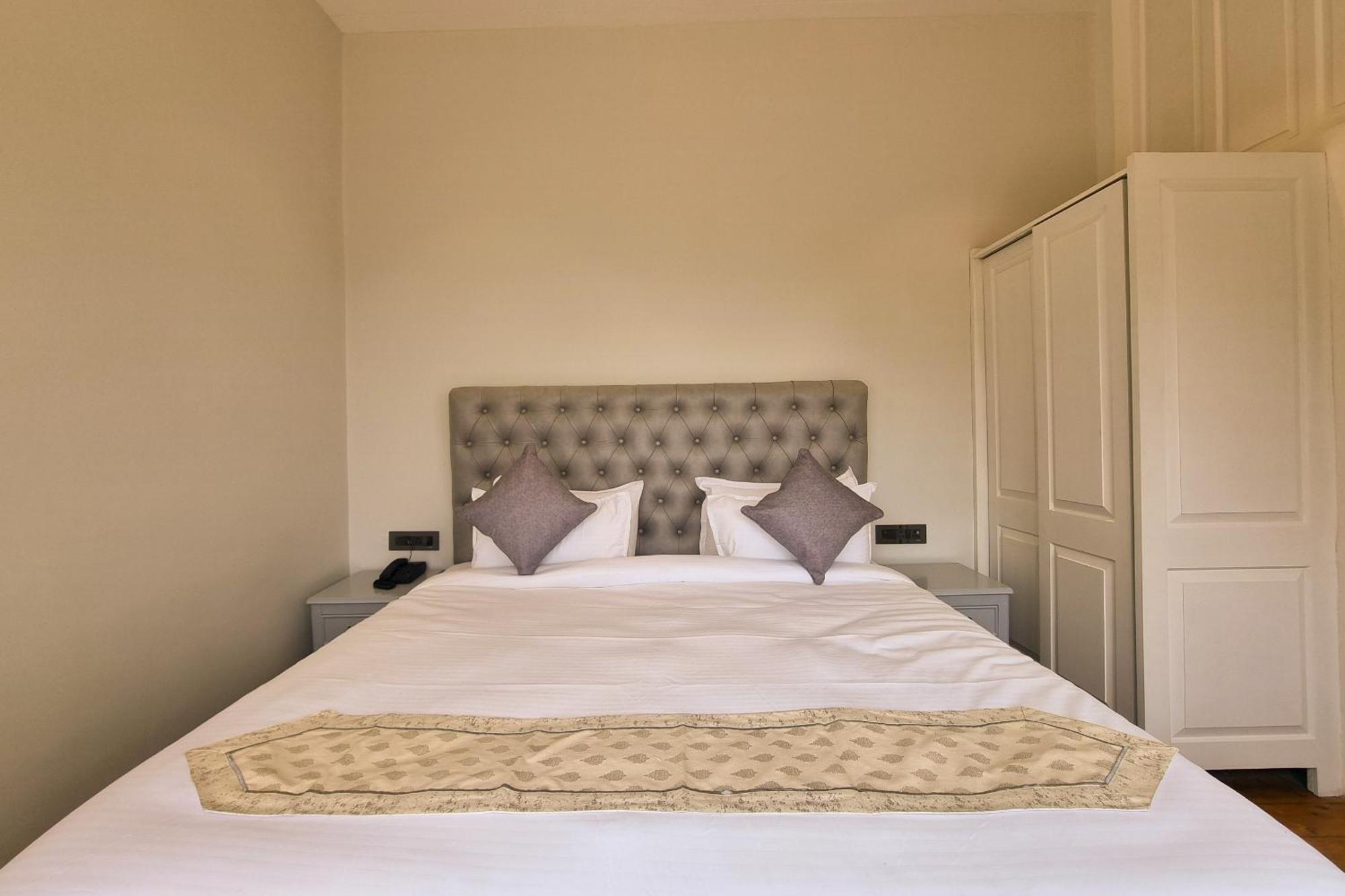 Hotel Crags Dalhousie Bagian luar foto