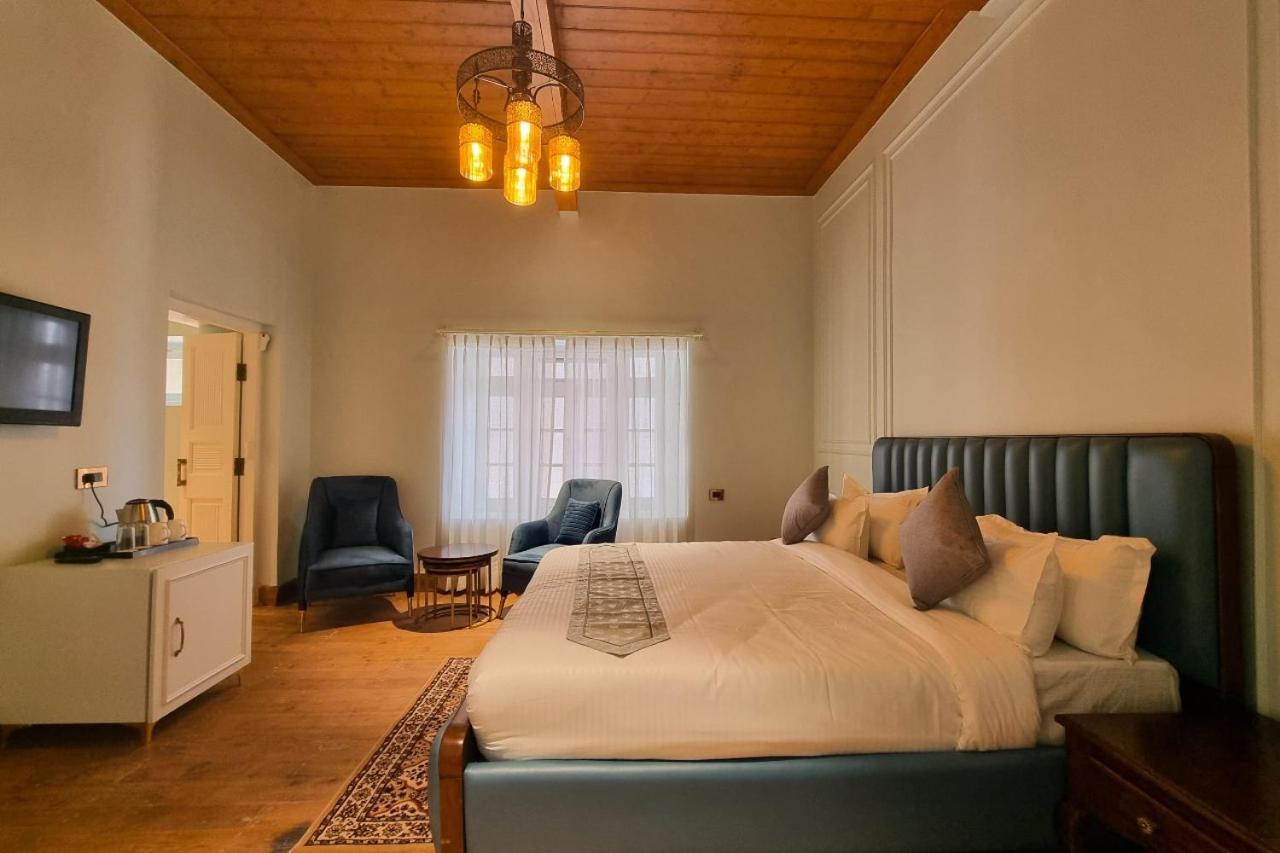 Hotel Crags Dalhousie Bagian luar foto