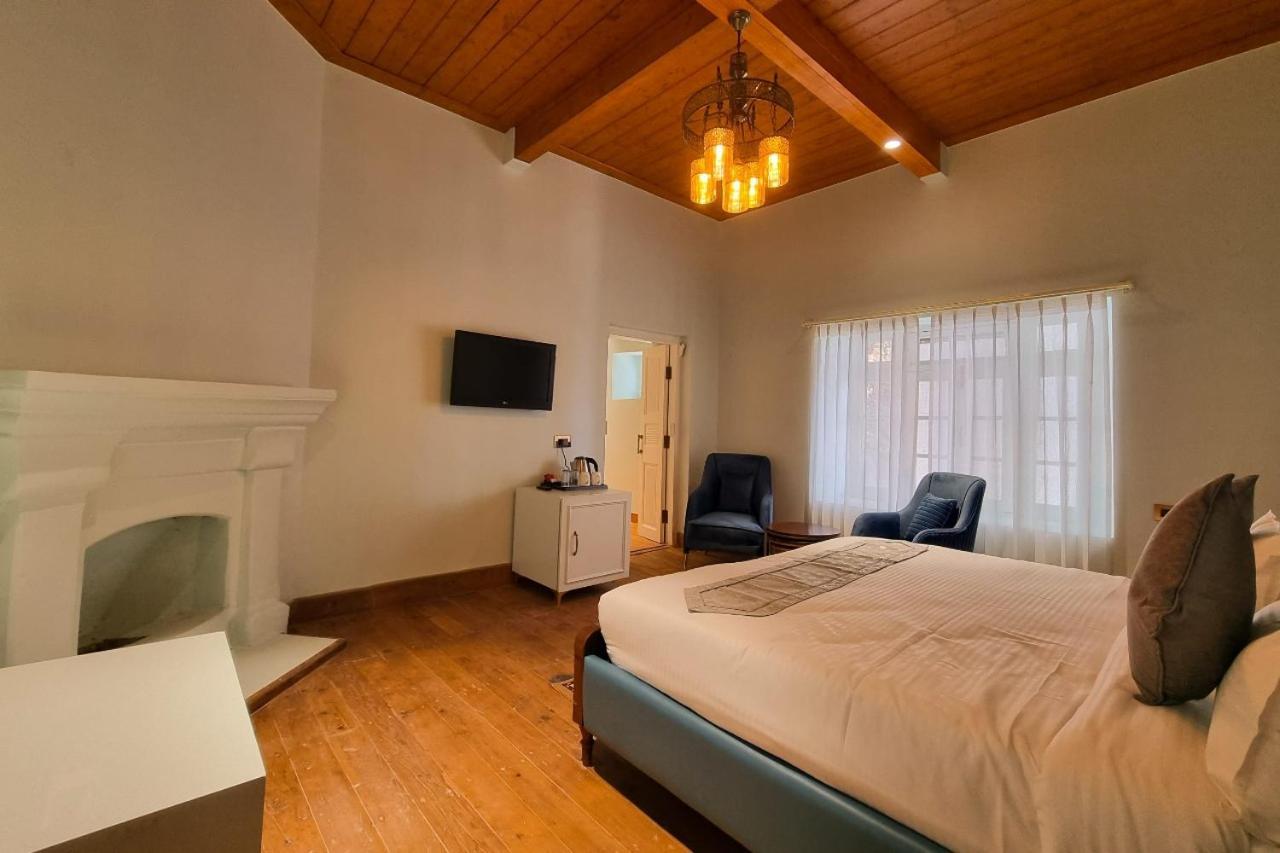Hotel Crags Dalhousie Bagian luar foto