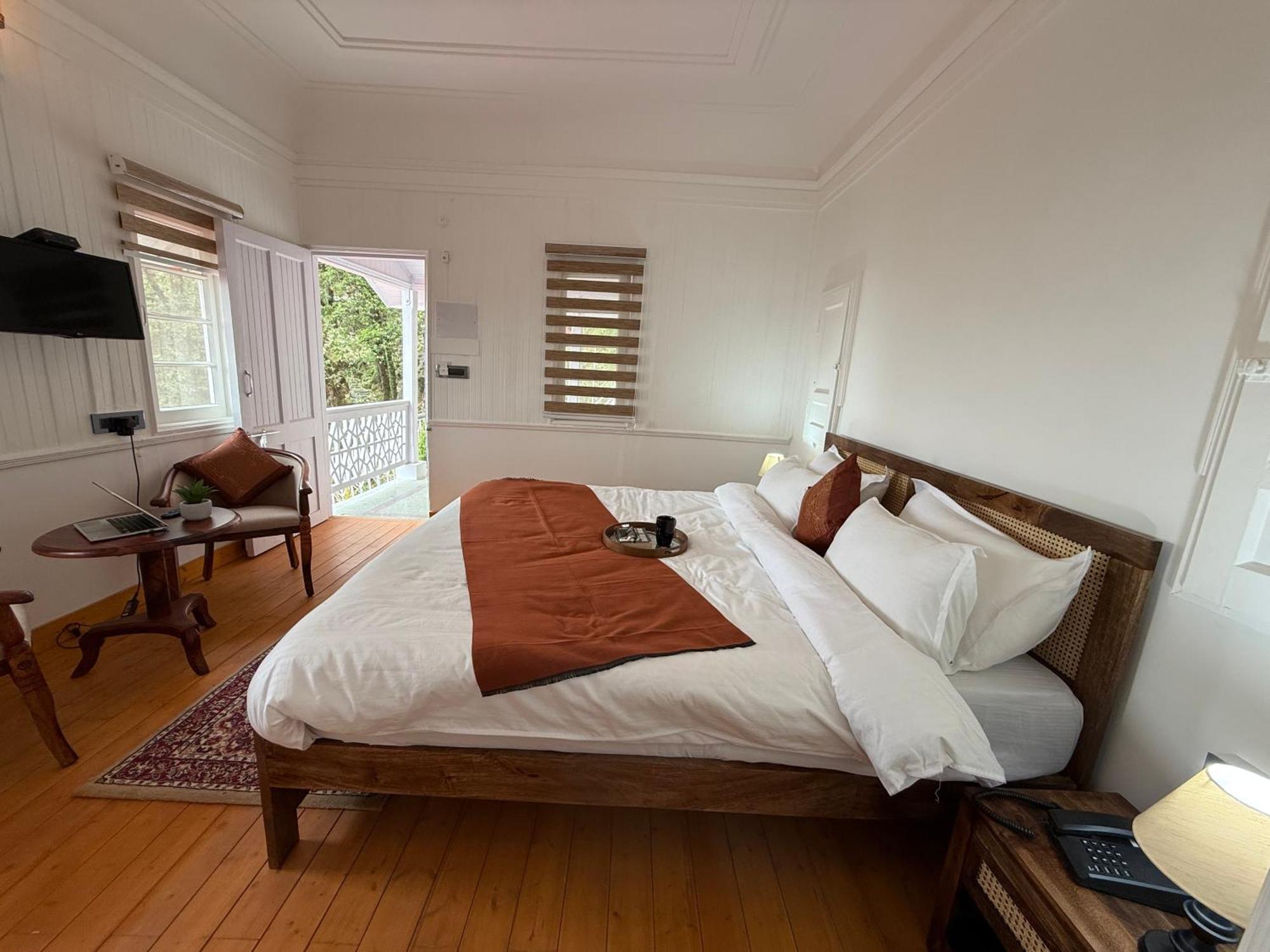 Hotel Crags Dalhousie Bagian luar foto