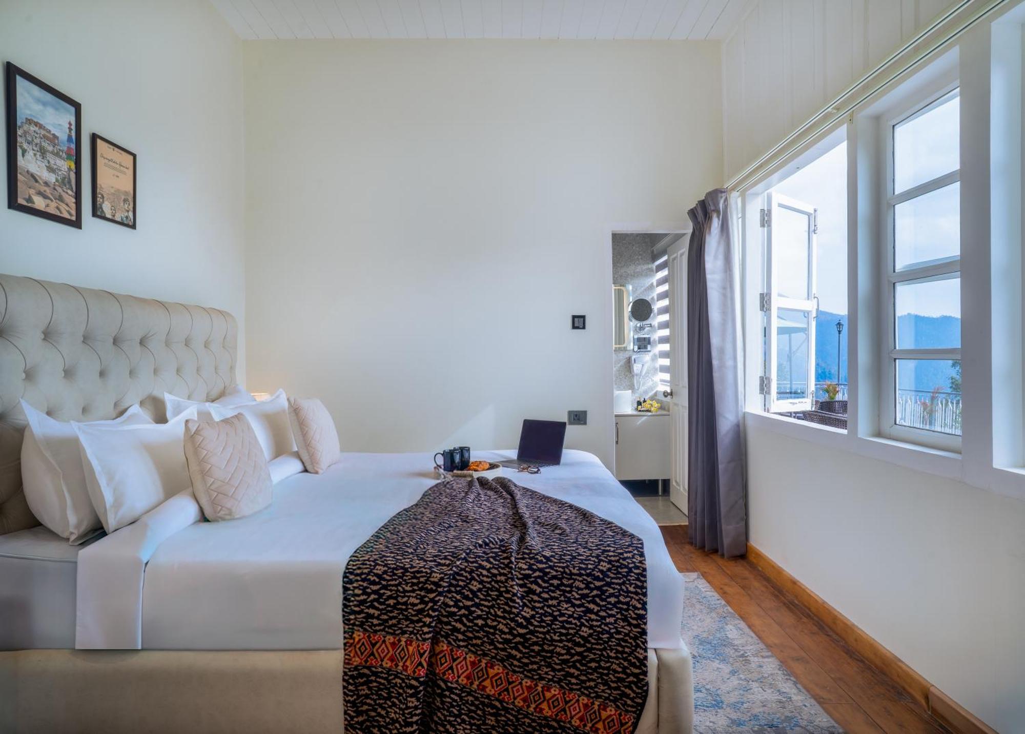Hotel Crags Dalhousie Bagian luar foto